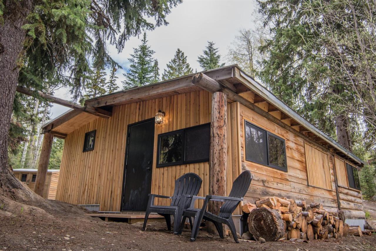Chute Lake Lodge Naramata Exteriör bild